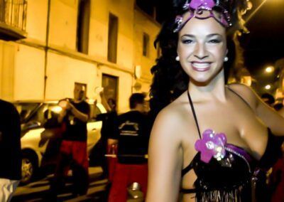 Bailarinas Brasileñas con la batucada kumkumtrà