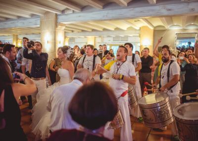 Bodas y despedidas con la batucada kumkumtrà
