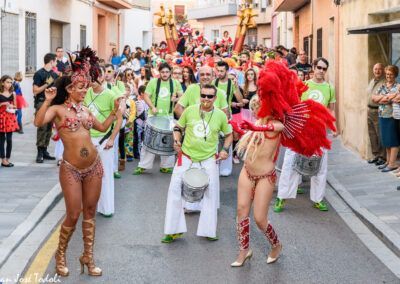 Bailarinas Brasileñas con la batucada kumkumtrà