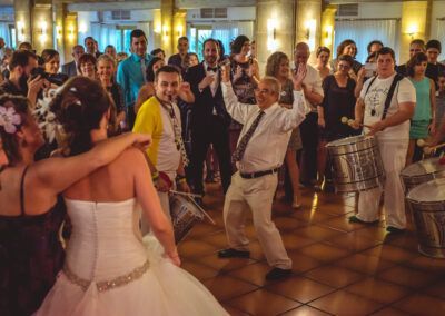Bodas y despedidas con la batucada kumkumtrà